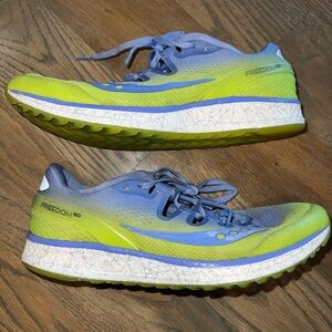 Saucony Freedom ISO Women's Running Shoes - Blue and Green Sz 9